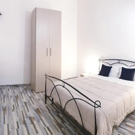 Bed and Breakfast Re Artu' Pulsano